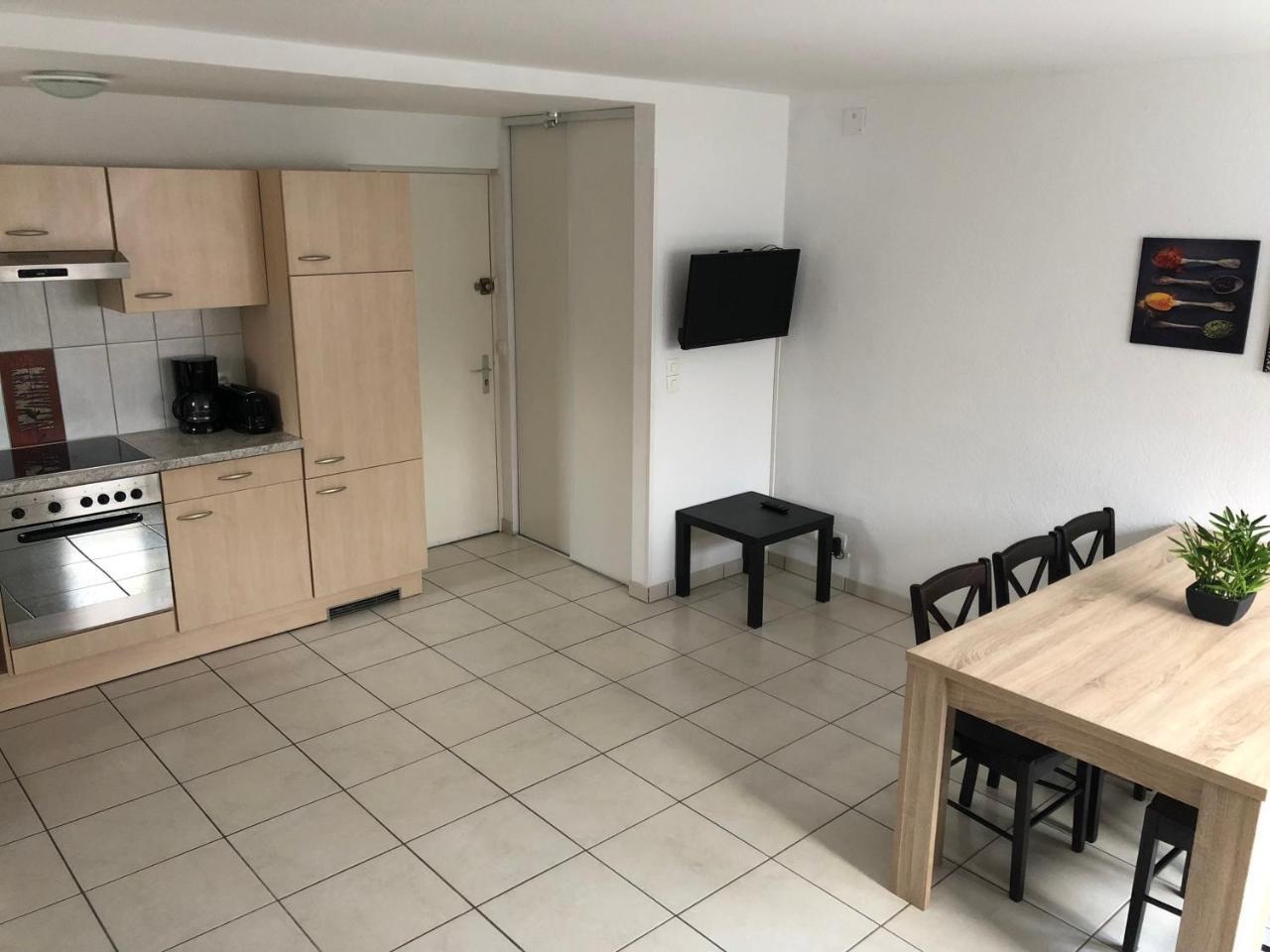 Studios Near Lycee Jean Mermoz Сен-Луї Екстер'єр фото